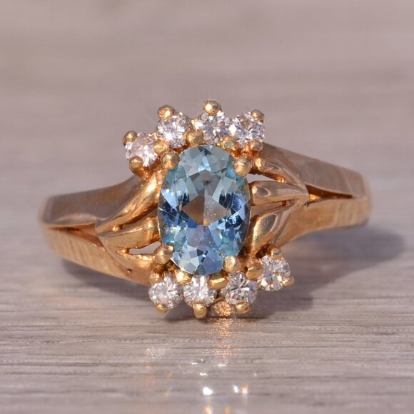 Topaz and Natural Diamond Ring in Yellow Gold